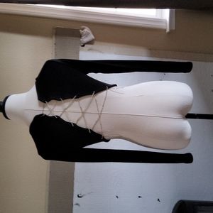 Fashion NOVA sweater crop top w/"bling" tie-back